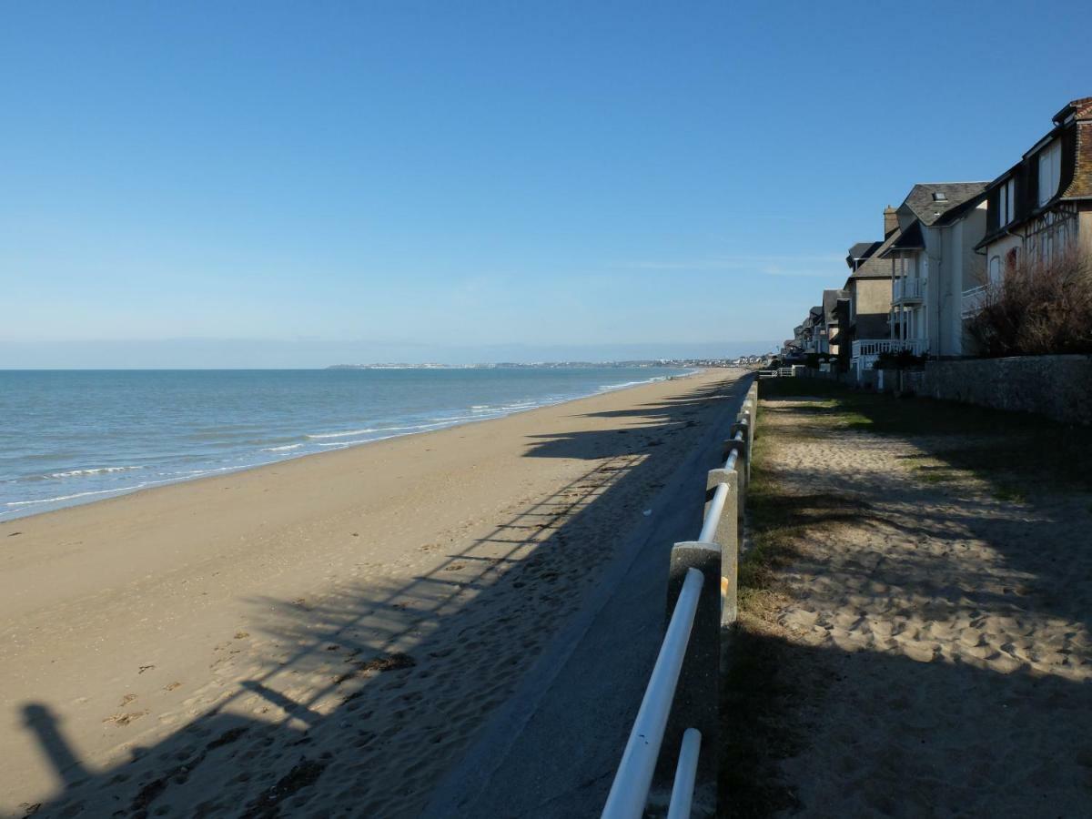 Baie Mt St Michel , Jullouville , Villa Caprice Rdc , 50 M Mer ,7 Pers , Pres Plage Dday Exterior photo